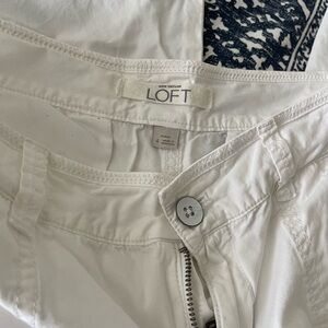 LOFT White Capris